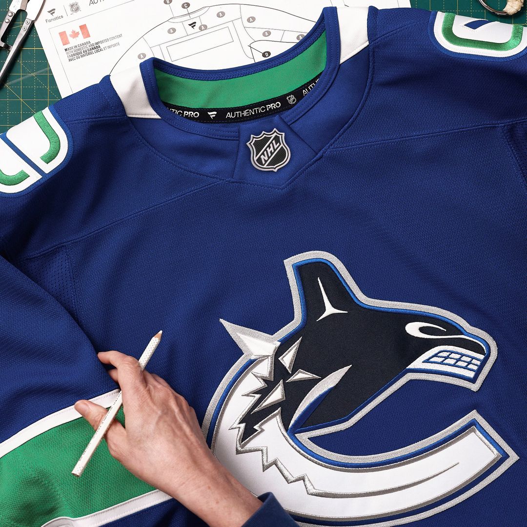 Vancouver Canucks Fanatics Home Authentic Pro Custom Jersey - Blue