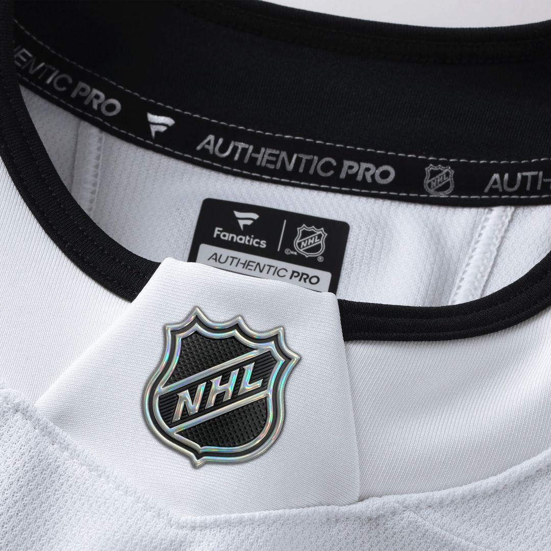 Chicago Blackhawks Fanatics Away Authentic Pro Jersey - White