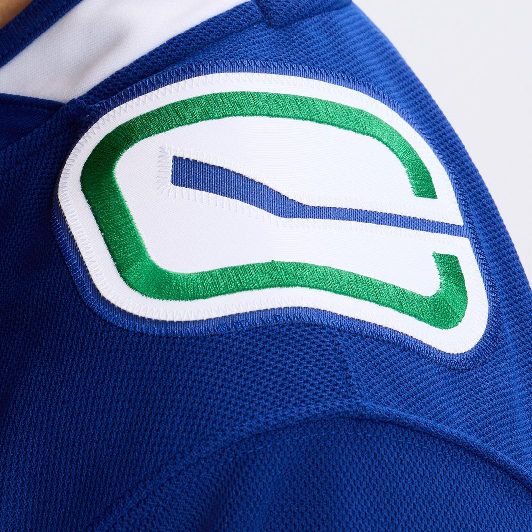 Vancouver Canucks Fanatics Away Premium Jersey - White