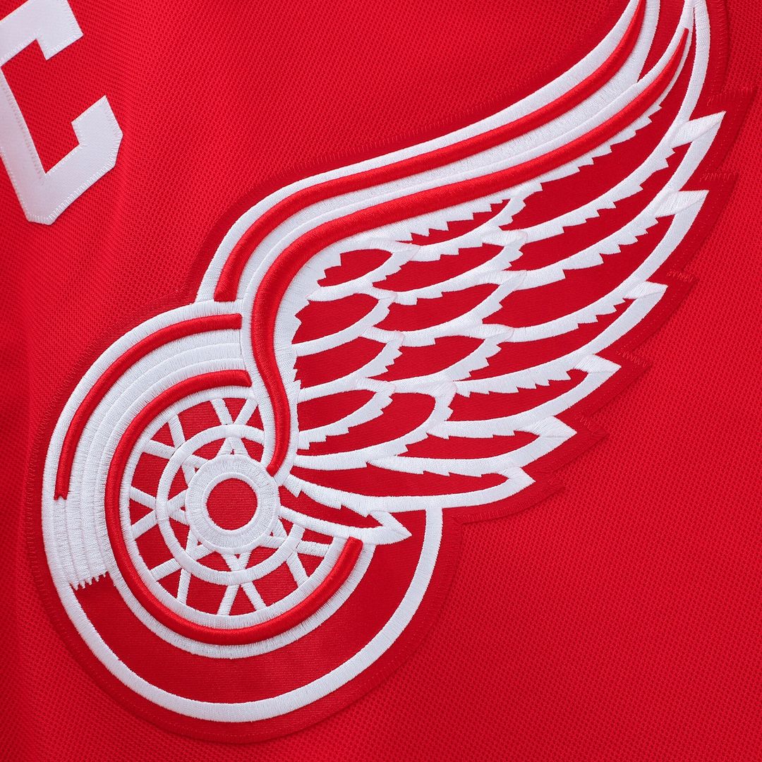 Detroit Red Wings Fanatics Home Premium Jersey - Red