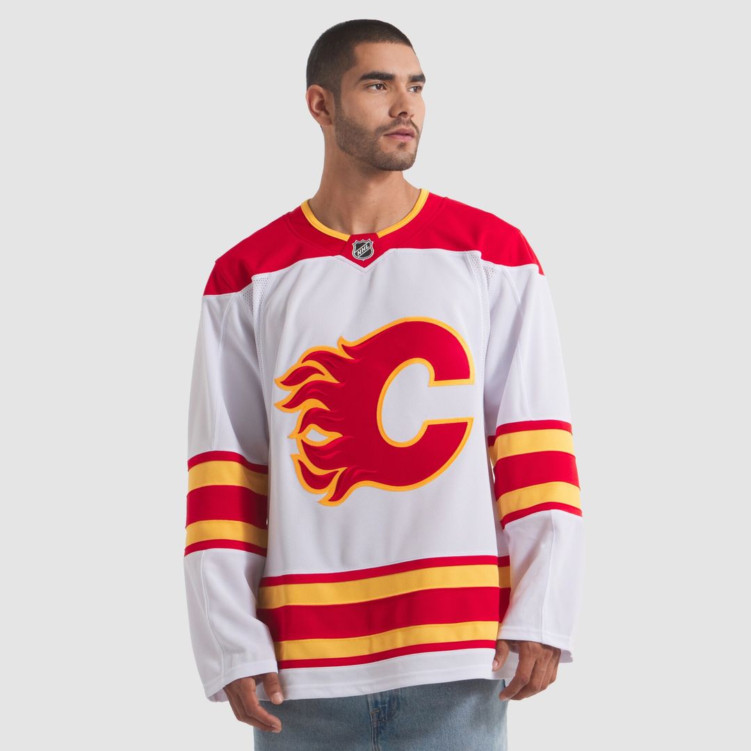Calgary Flames Fanatics Away Premium Jersey - White