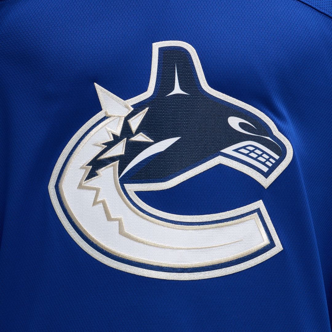 Vancouver Canucks Fanatics Home Team Breakaway Jersey - Blue