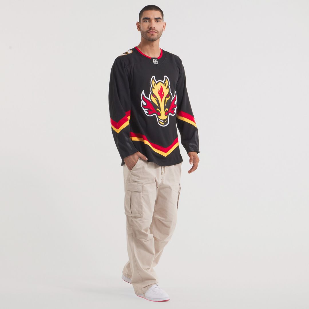 Calgary Flames Fanatics Away Premium Jersey - White