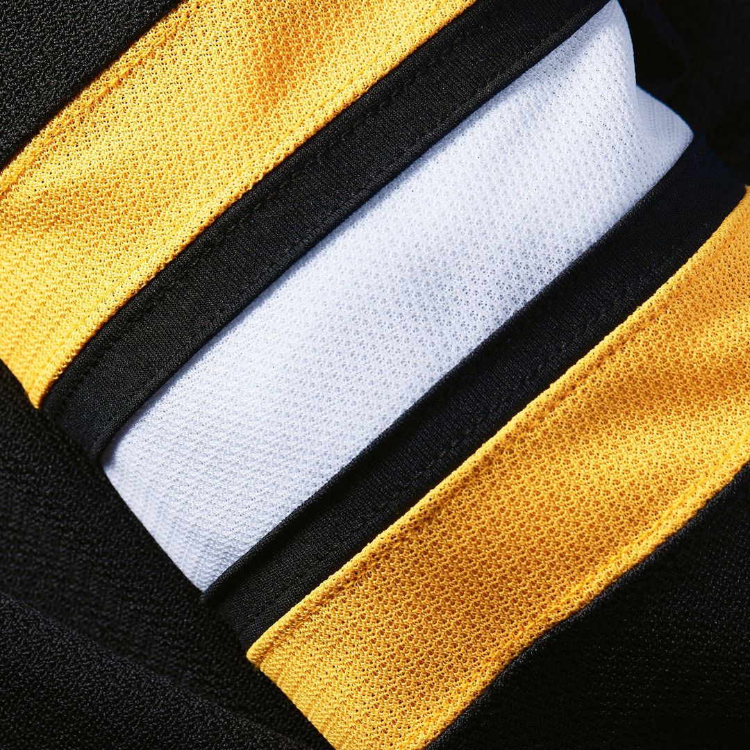 Boston Bruins Fanatics Away Authentic Pro Jersey - White